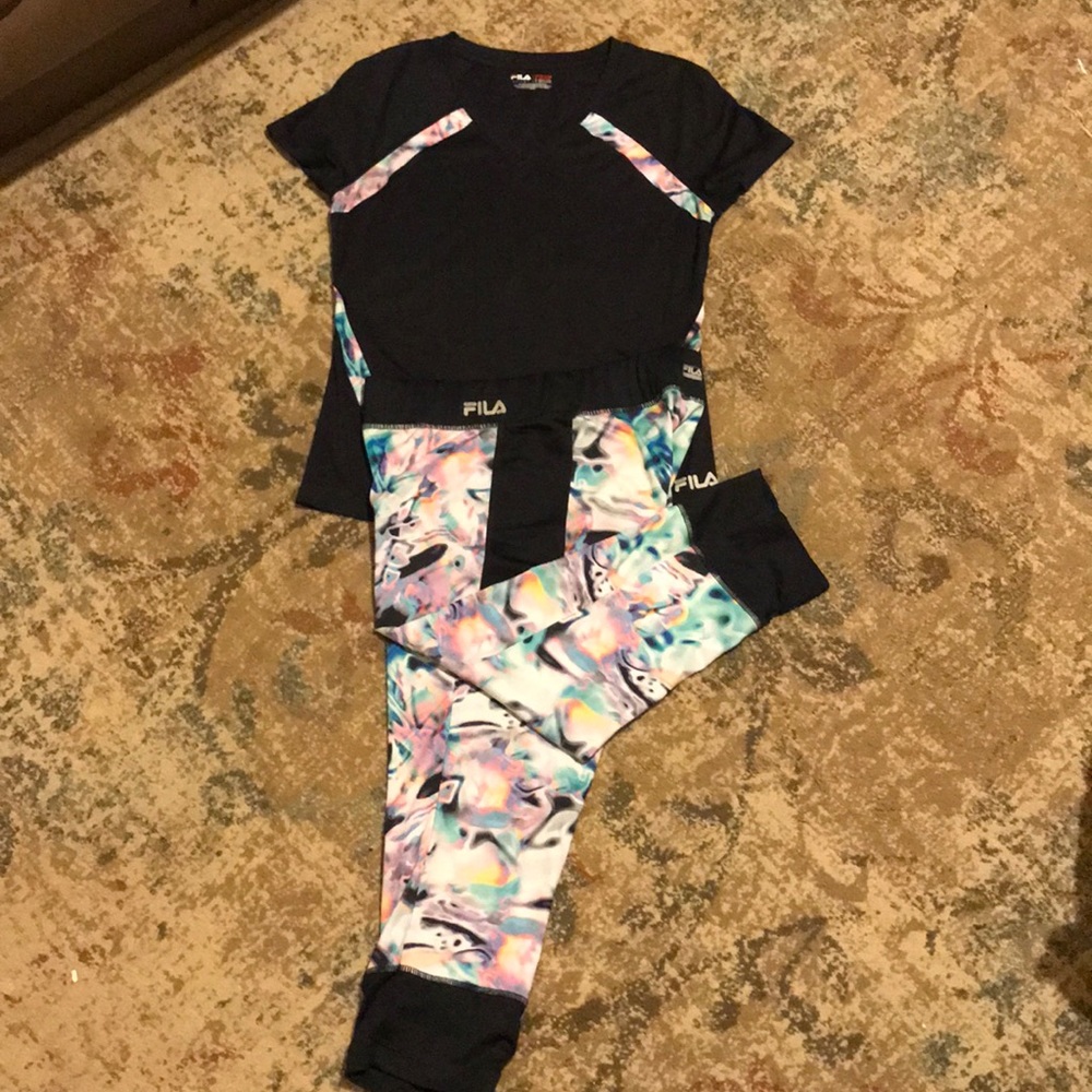 Fila workout set, small top medium bottoms